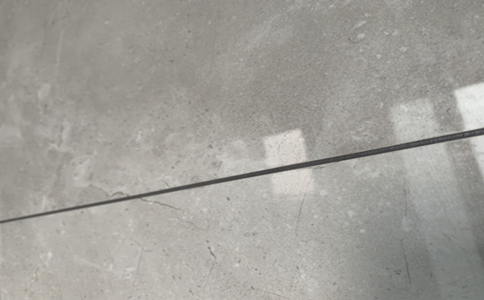 灰色地磚不用美縫